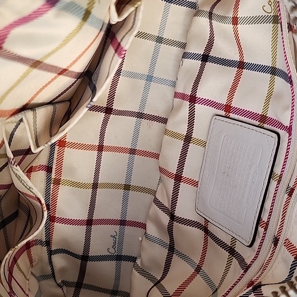 COACH VINTAGE Bleecker Tattersall Shoulder All Leather Cream with Bag Charm - Picture 12 of 13